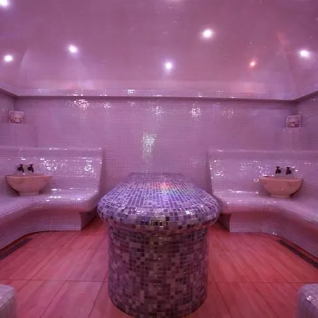 Апартаменты Eduard Elegance 3 *